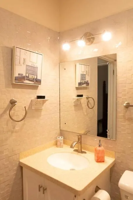 Gaia Barbados! 2Bedroom Home 5Min Walk To The Beach Bridgetown 0*,  Barbados